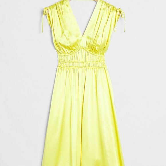 Anthropologie Dresses & Skirts - Anthropologie Sarika Chartreuse Yellow Cinch Waist Midi Dress WITH POCKETS